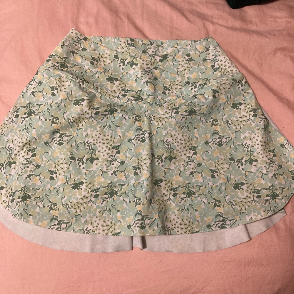 Green floral skort